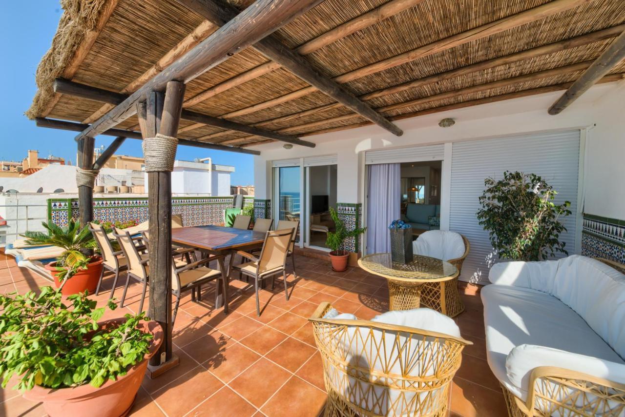 Holidays2Fuengirola Duplex With Stunning Sea View, Terraces,1St Line Beside Port מראה חיצוני תמונה