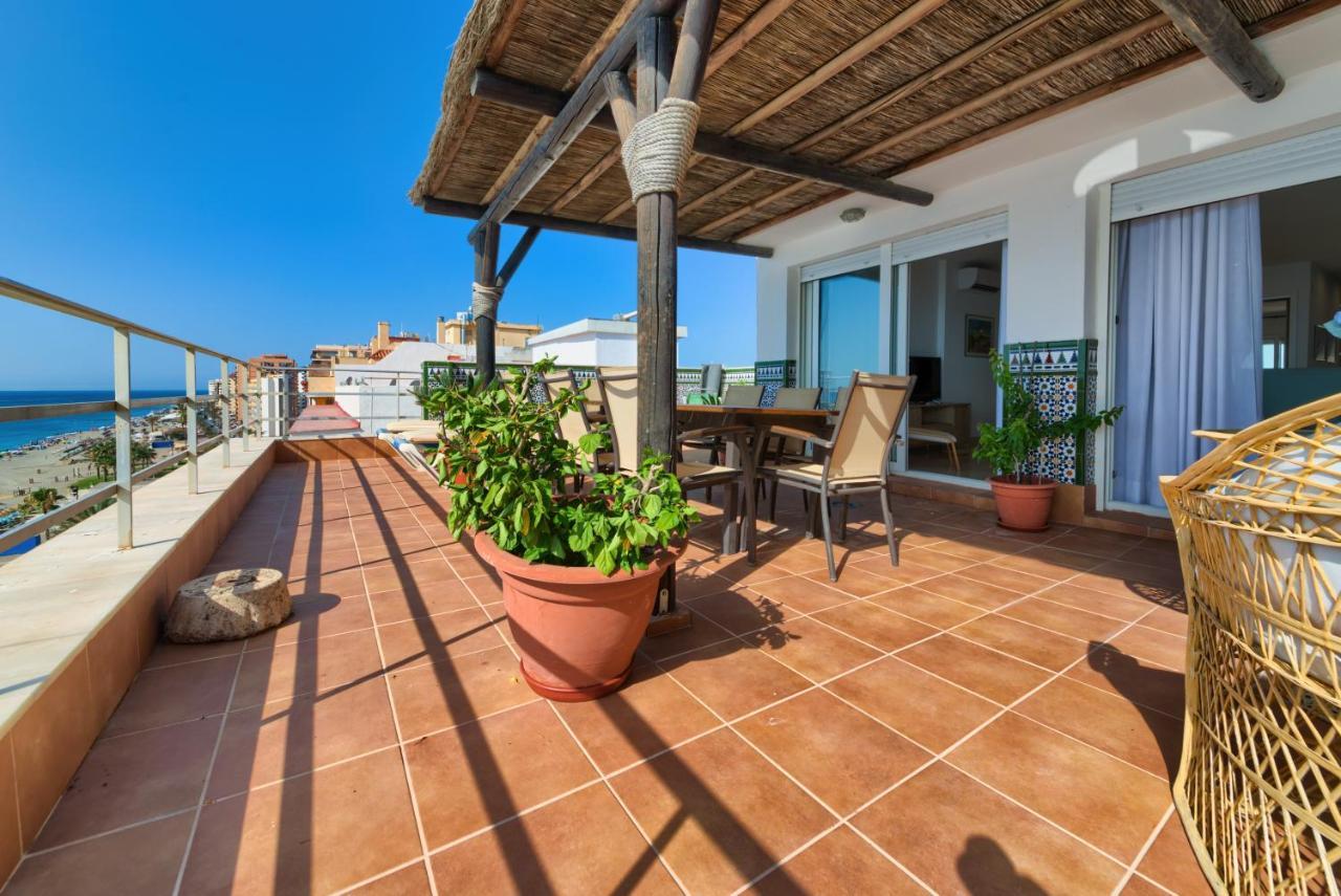 Holidays2Fuengirola Duplex With Stunning Sea View, Terraces,1St Line Beside Port מראה חיצוני תמונה